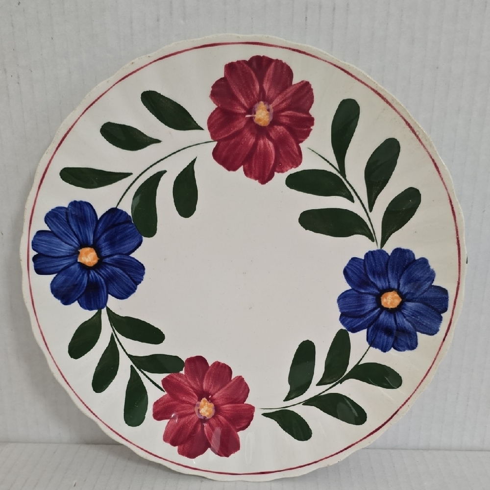 Vintage Blue Ridge/Southern Pottery 9 1/4 Inch Laurel Wreath Petunia Plate